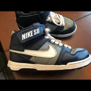Nike sb shoes size 11
